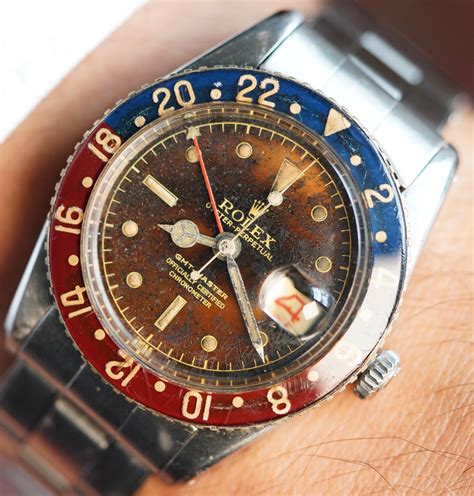 Rolex reference 6542 bakelite